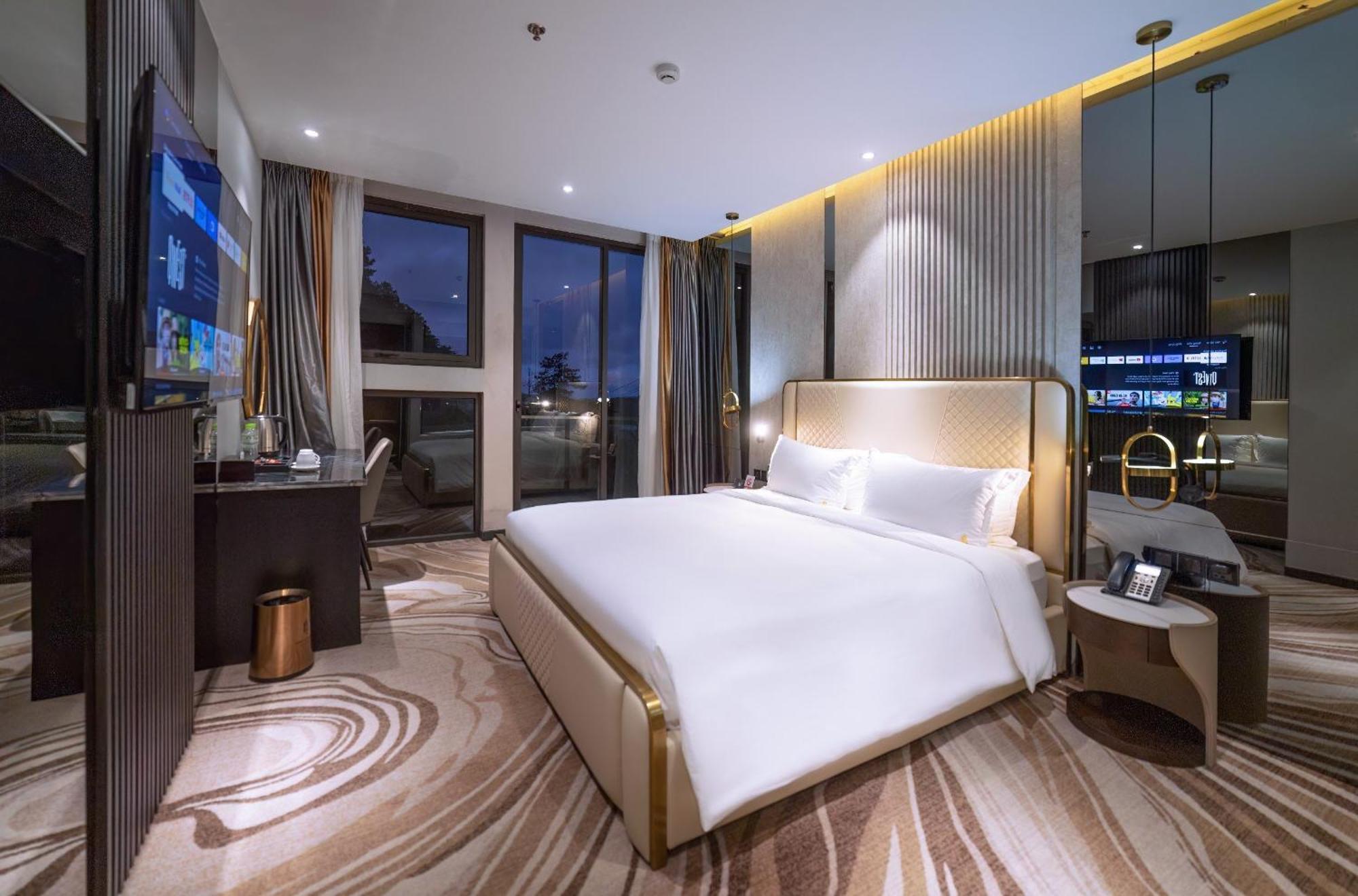 New Century Dalat Hotel Далат Екстер'єр фото