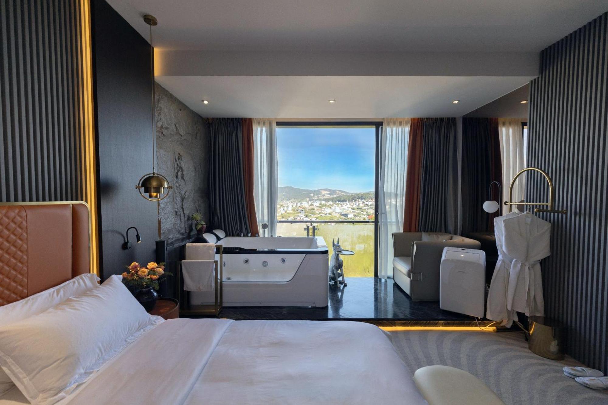 New Century Dalat Hotel Далат Екстер'єр фото