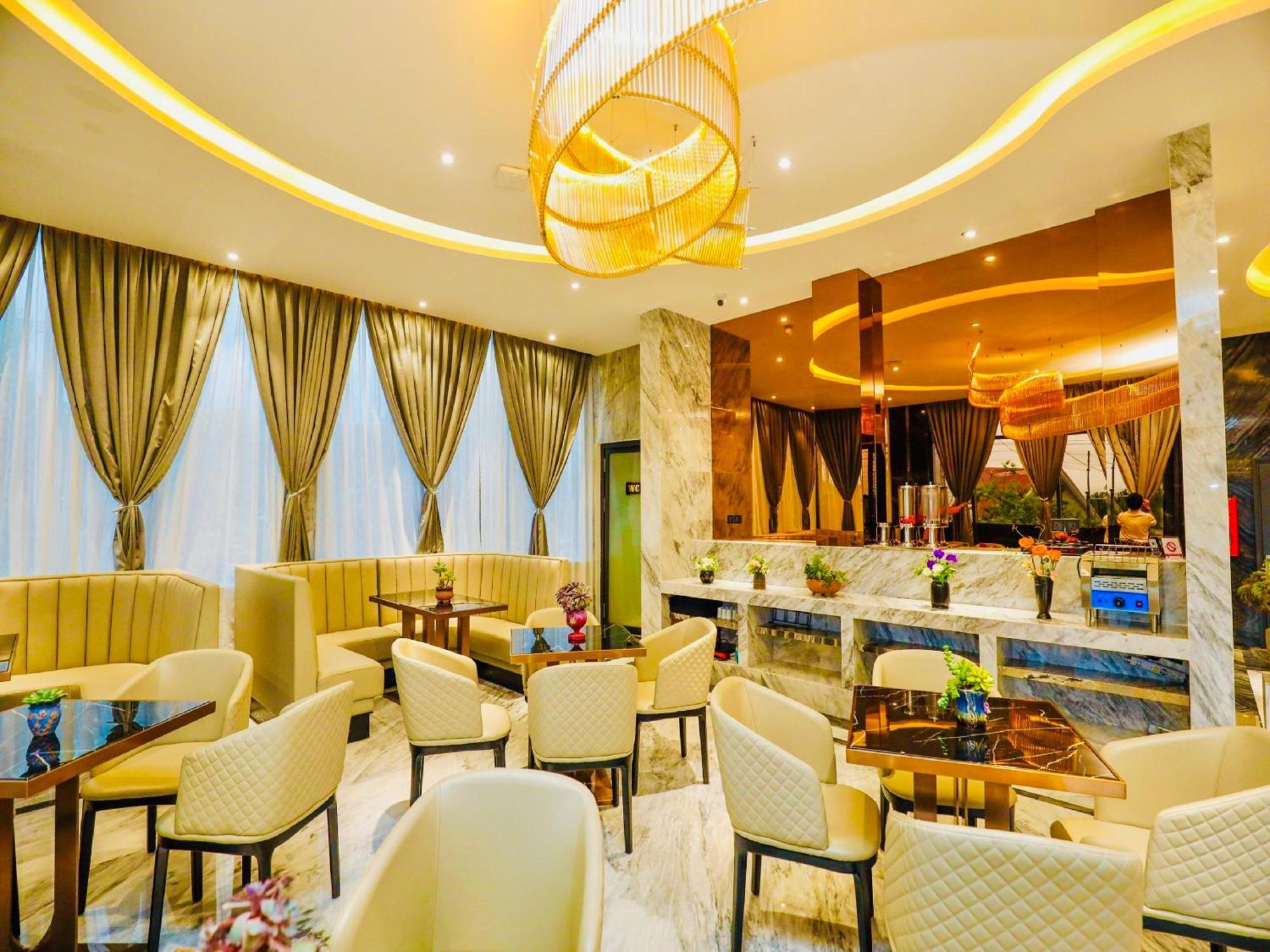 New Century Dalat Hotel Далат Екстер'єр фото
